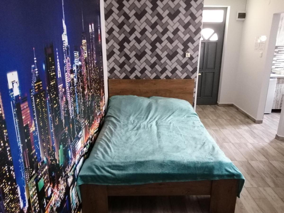 Illaberek Apartmanok Hajdúszoboszló Exteriör bild